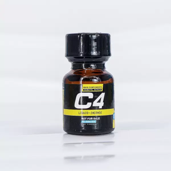 Chai hít C4 Liquid Incense Yellow kích thích tăng cảm giác phấn khích
