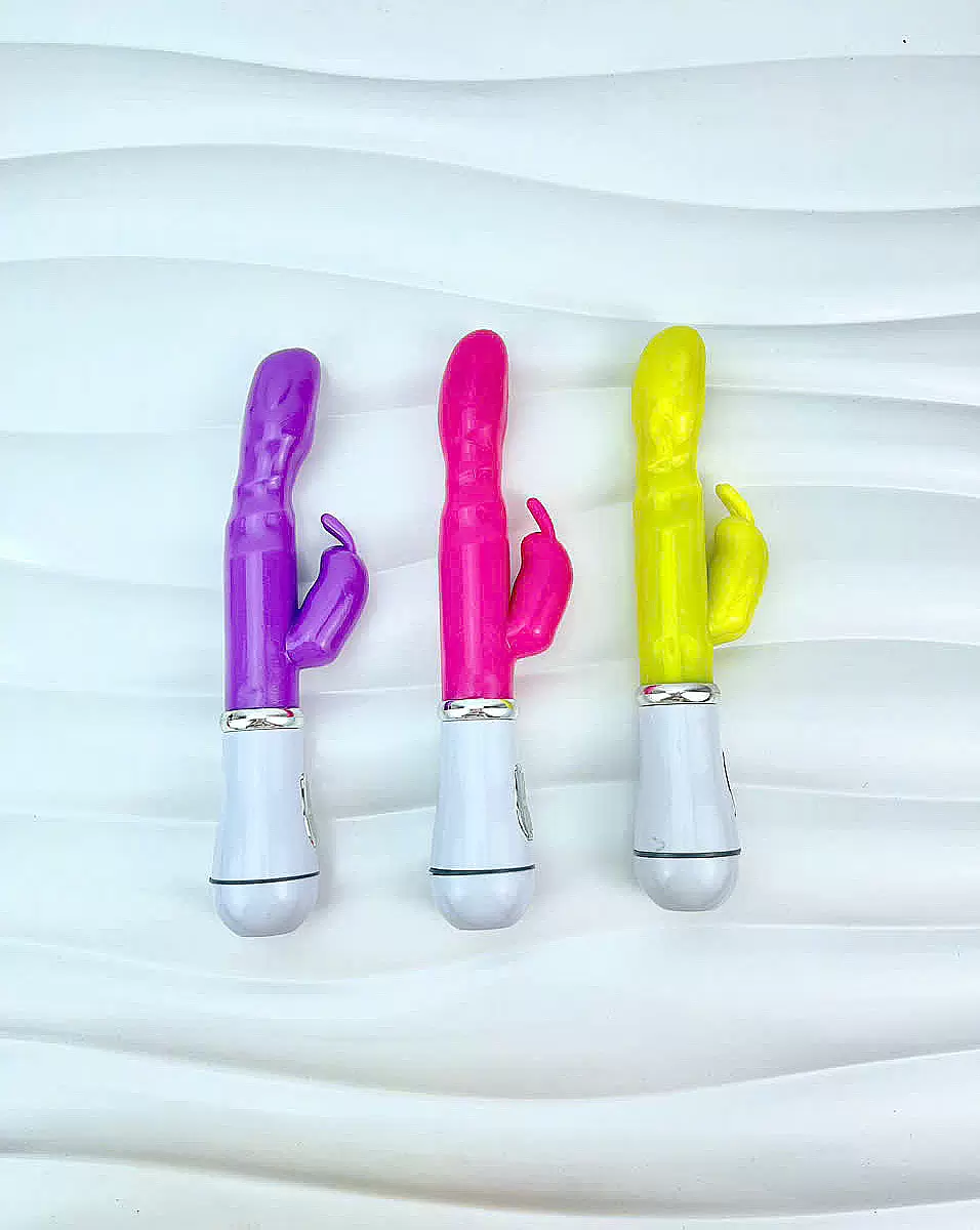 Thanh Lý - Dương vật giả có nhánh cầm tay không rung