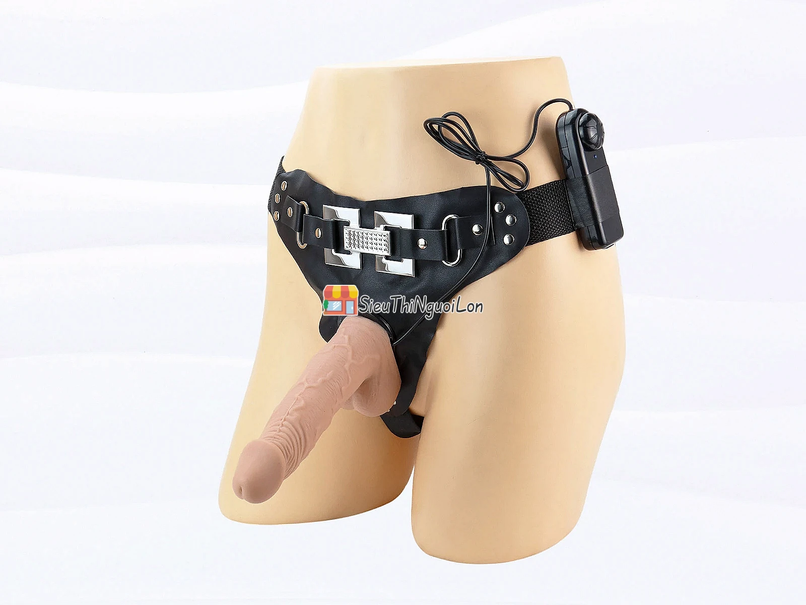 Dương vật giả có dây đeo Ultra Passionate Harness có rung