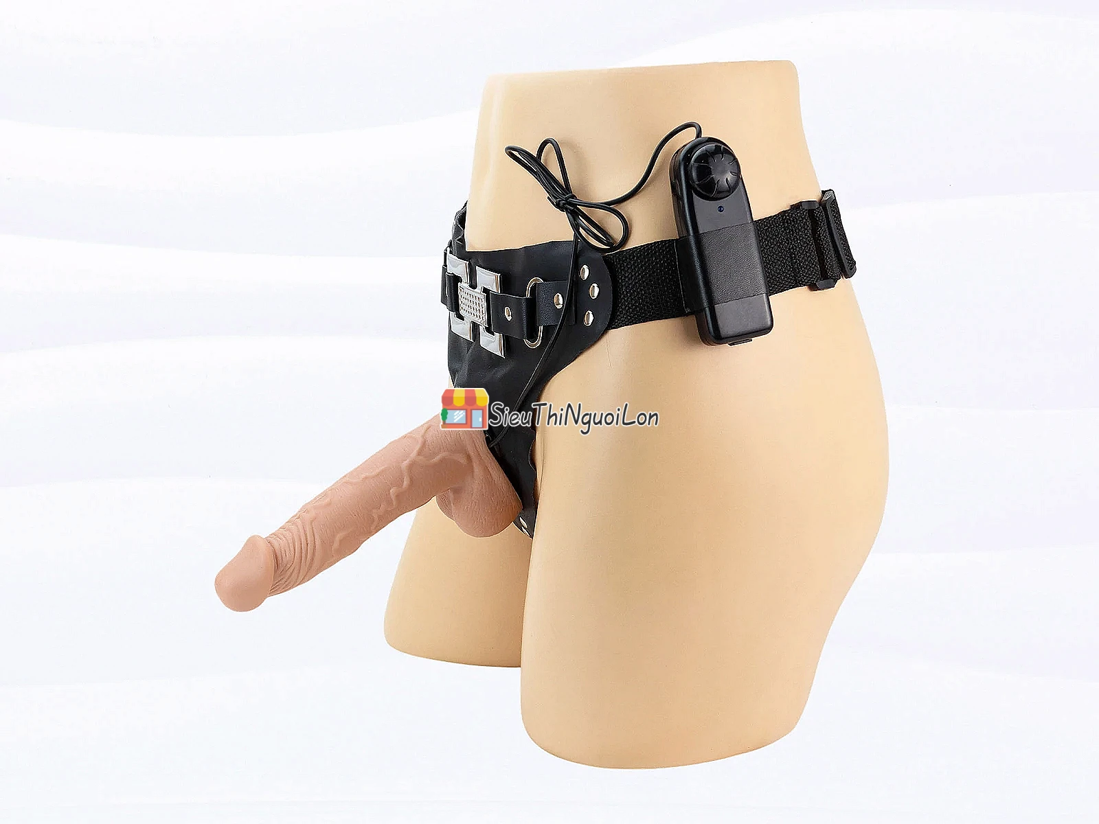 Dương vật giả có dây đeo Ultra Passionate Harness có rung