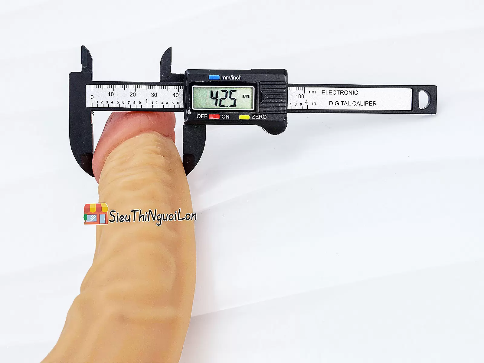 Dương vật giả có đế Lovetoy Real Extreme 8.5inch rung kèm điều khiển