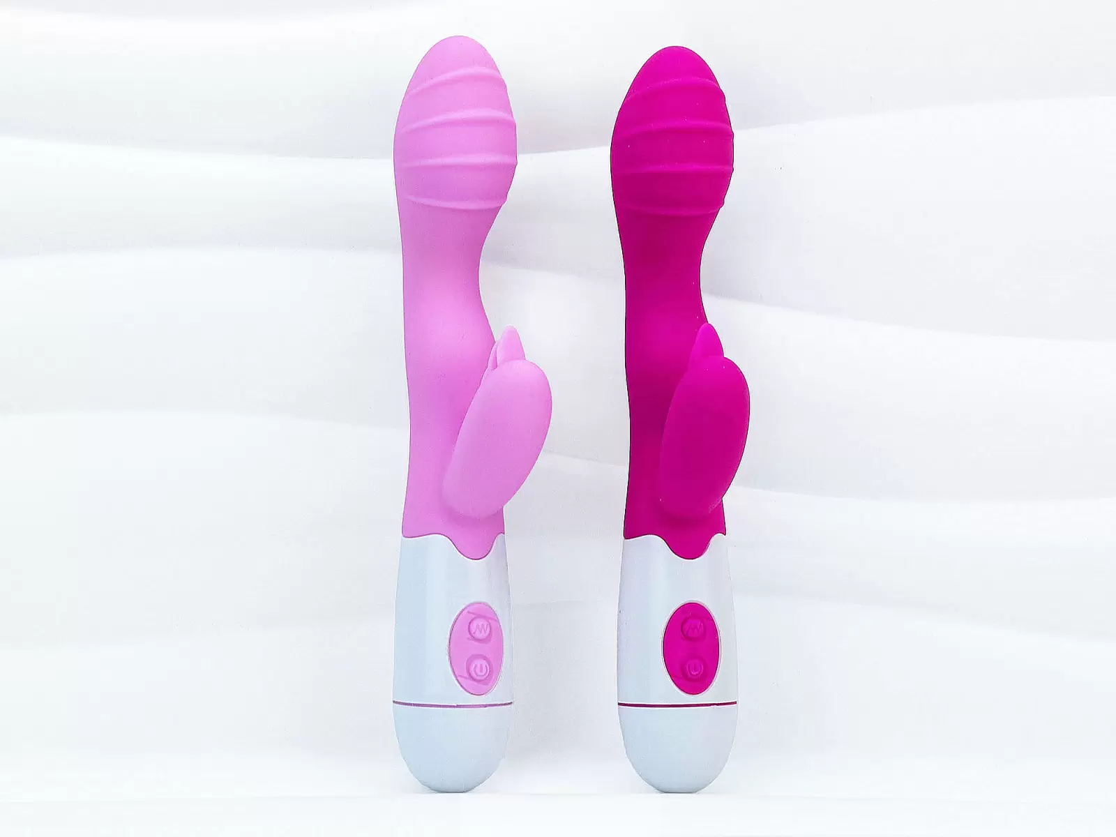 Dương vật giả Snappy nhánh gai mềm rung nhiều chế độ