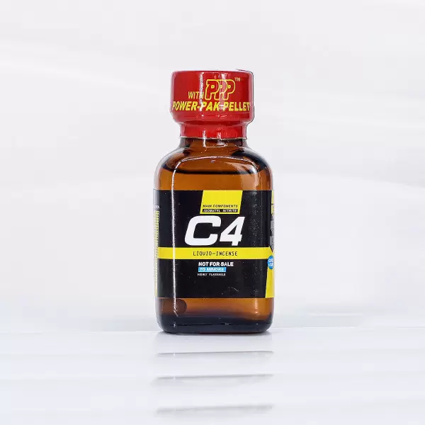 Chai hít C4 Liquid Incense Yellow 30ml kích thích tăng cảm giác phấn khích