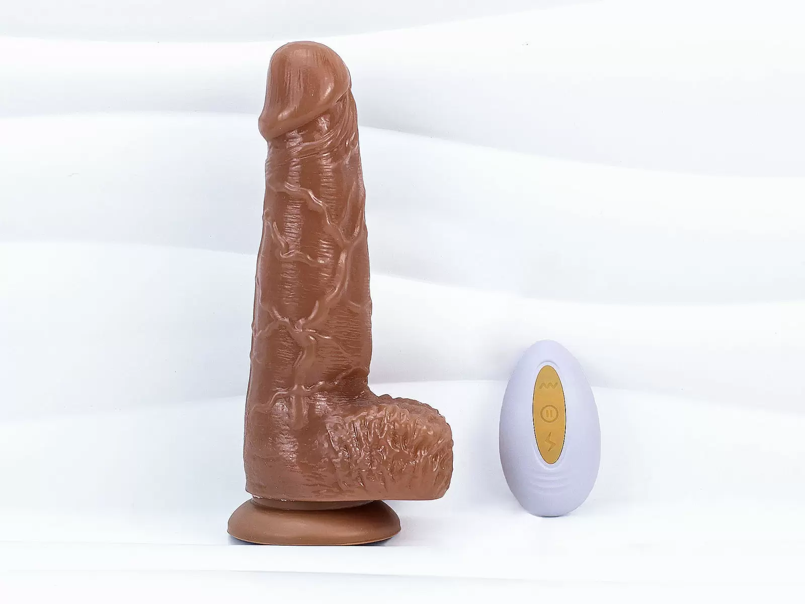 Dương vật giả có đế rung - thụt - ngoáy - phát nhiệt kèm điều khiển