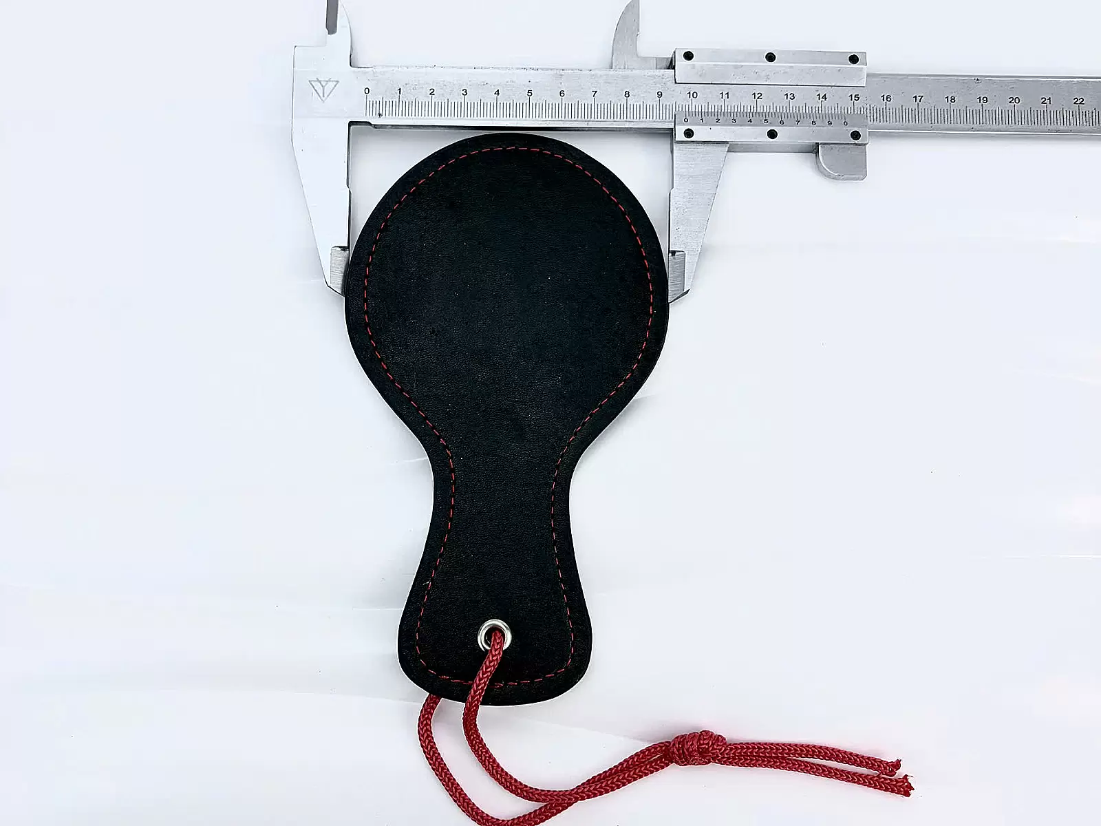 Roi bạo dâm phêt mông