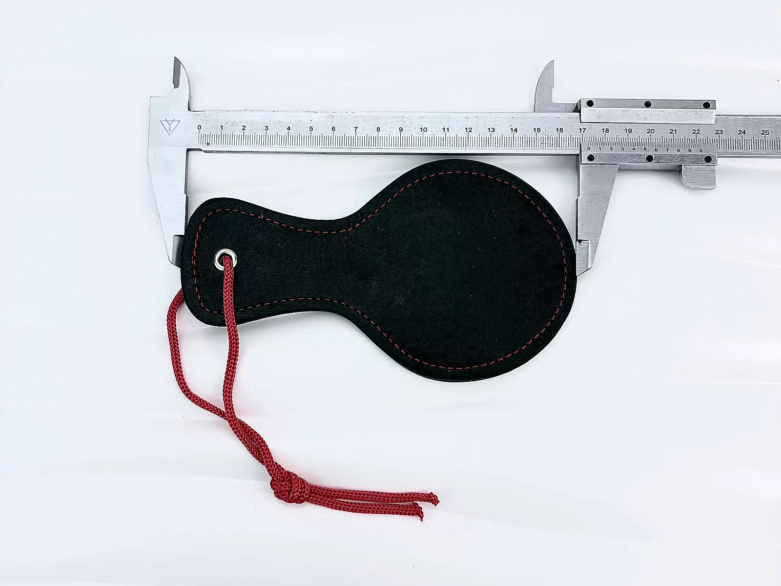 Roi bạo dâm phêt mông