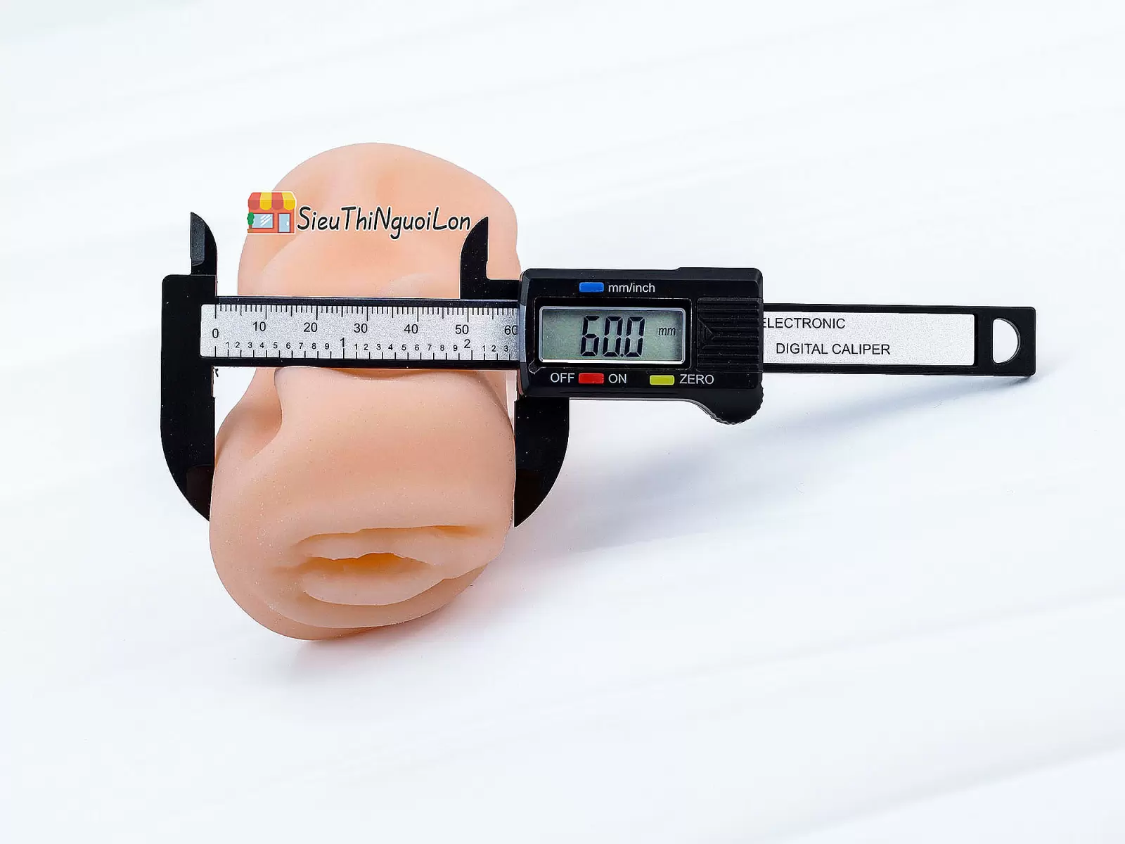 Âm đạo giả silicon nhỏ gọn NAOMI giá rẻ