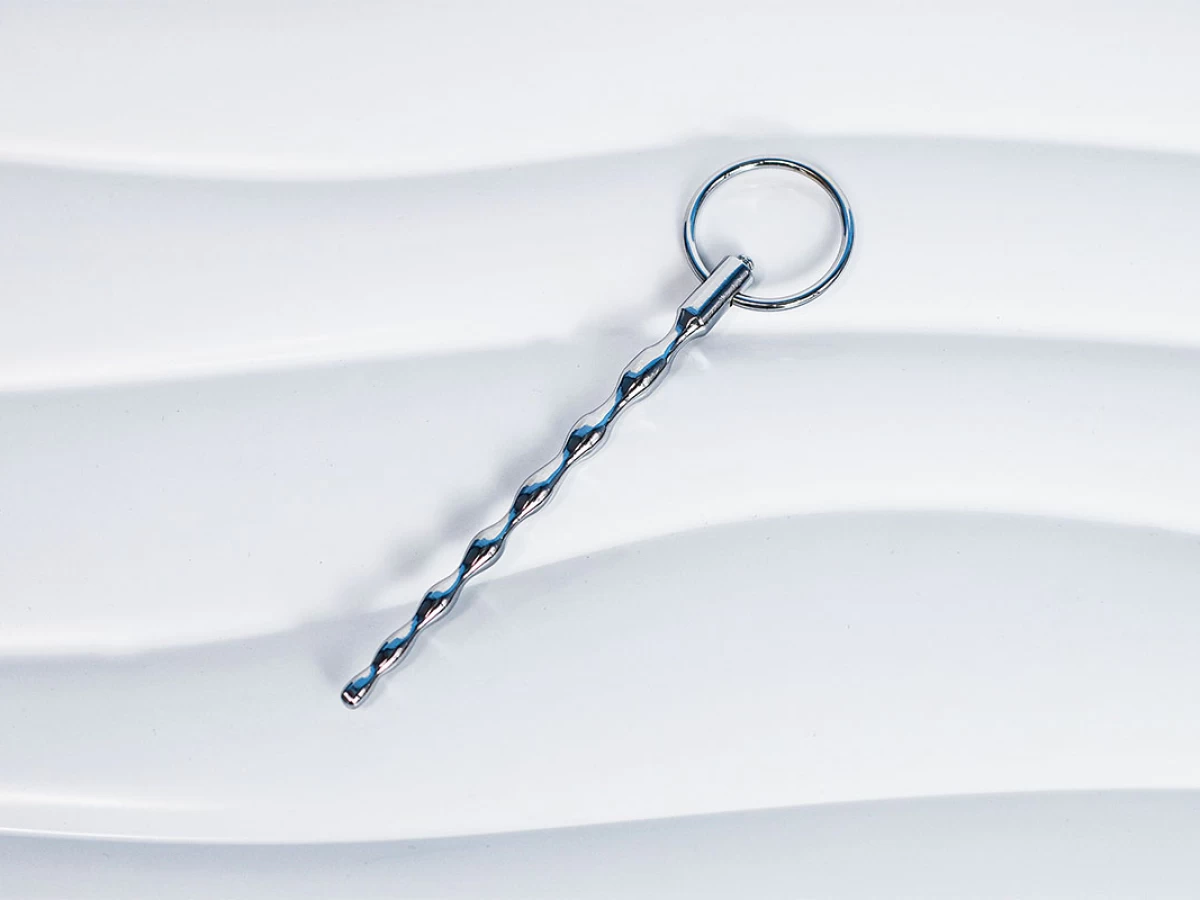 Dụng cụ kích niệu đạo có khoen – inox y tế