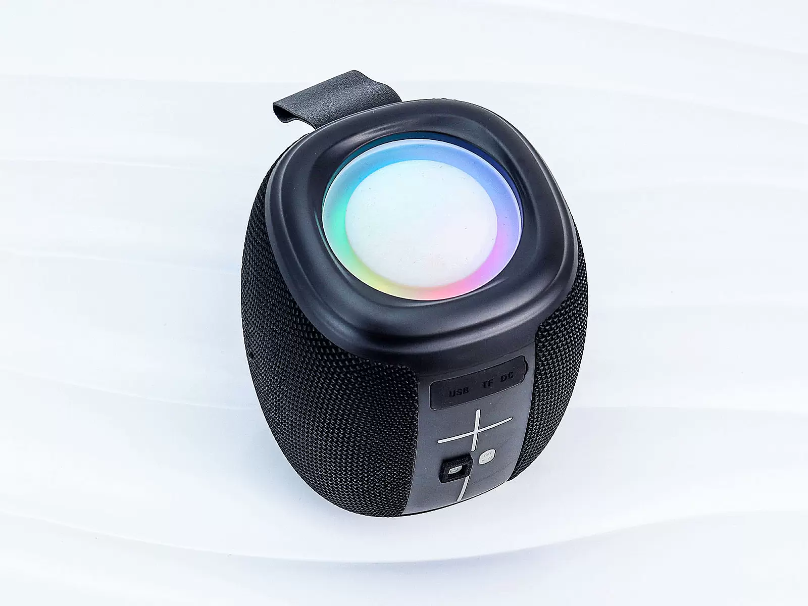 Loa Bluetooth V-805 âm thanh mạnh mẽ, LED đổi màu, chống nước IPX4