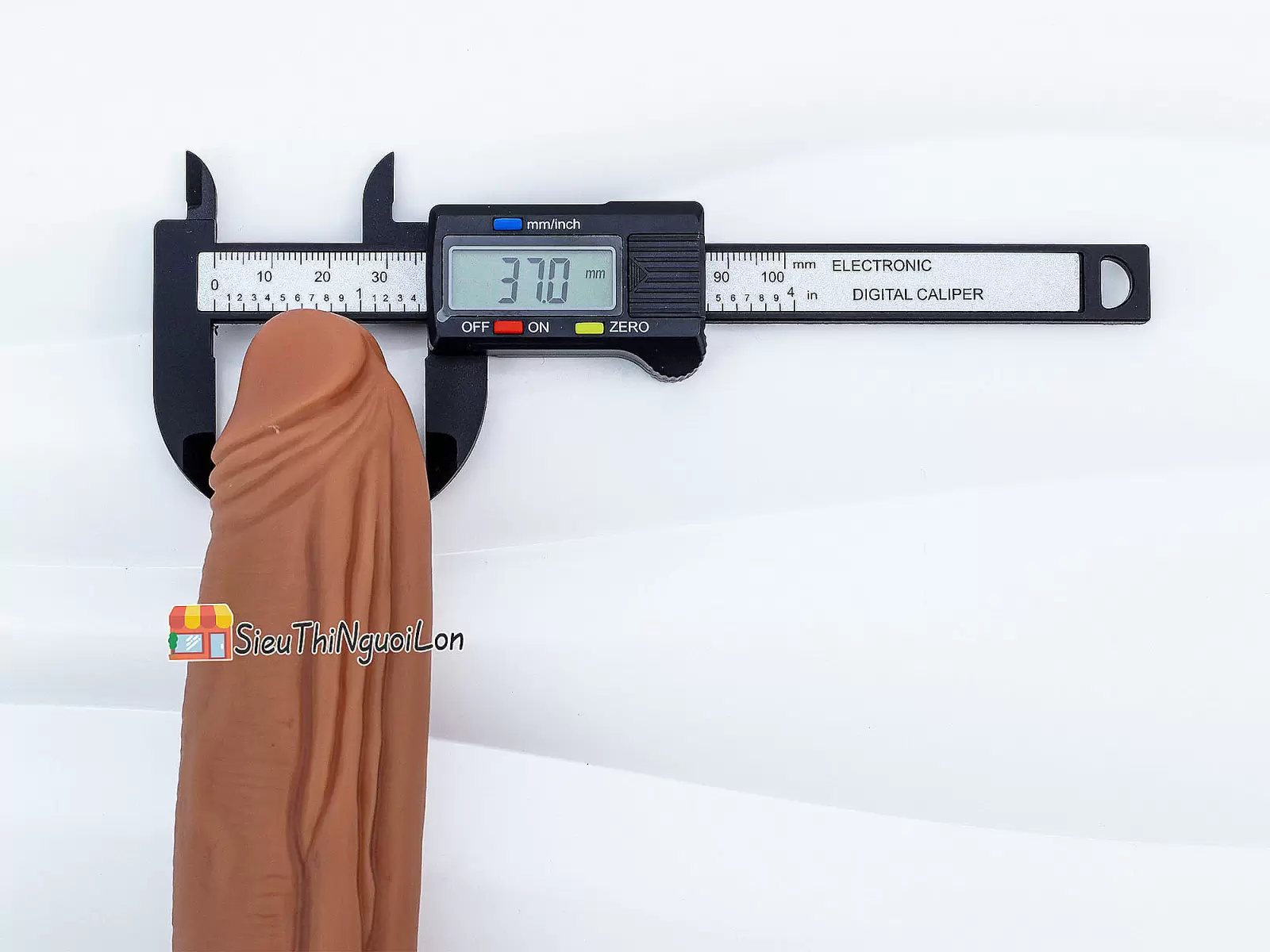 Dương vật giả gân guốc hàng khủng có đế