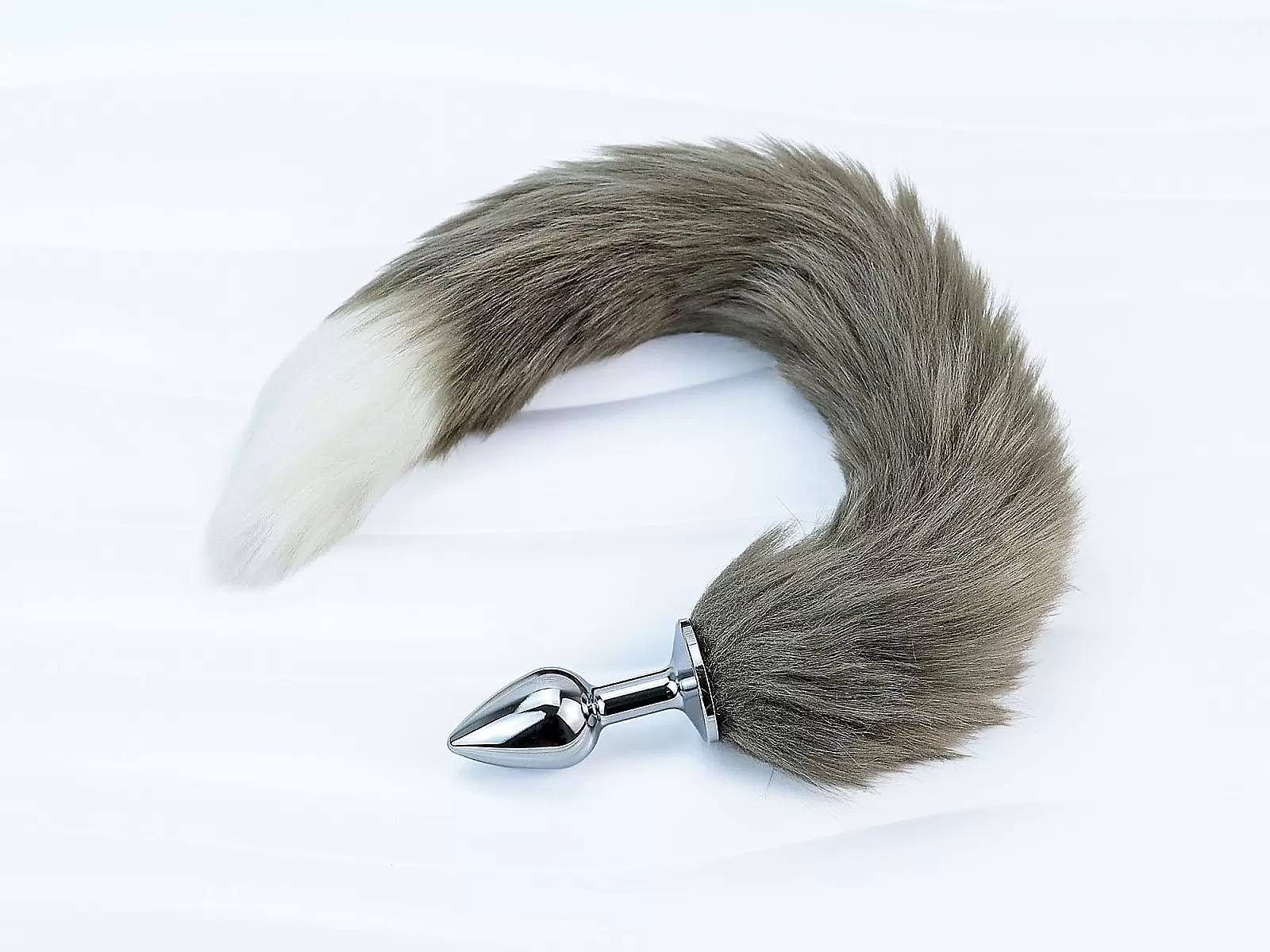 Plug hậu môn inox đuôi sói xám – cosplay lông mượt