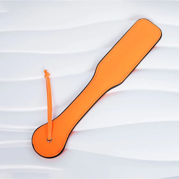 Đồ chơi bạo dâm cây tét mông màu cam kích thích cuộc yêu