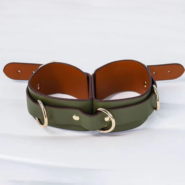 Đồ chơi bạo dâm khóa tay đôi da cao cấp màu xanh