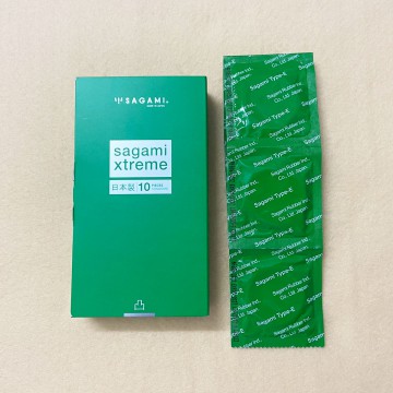 Bao cao su có gai Nhật Bản Sagami Xtreme Green Siêu Mỏng 10 bao