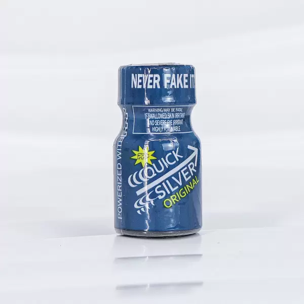 Chai hít Quick Silver kích thích tăng cảm giác hưng phấn