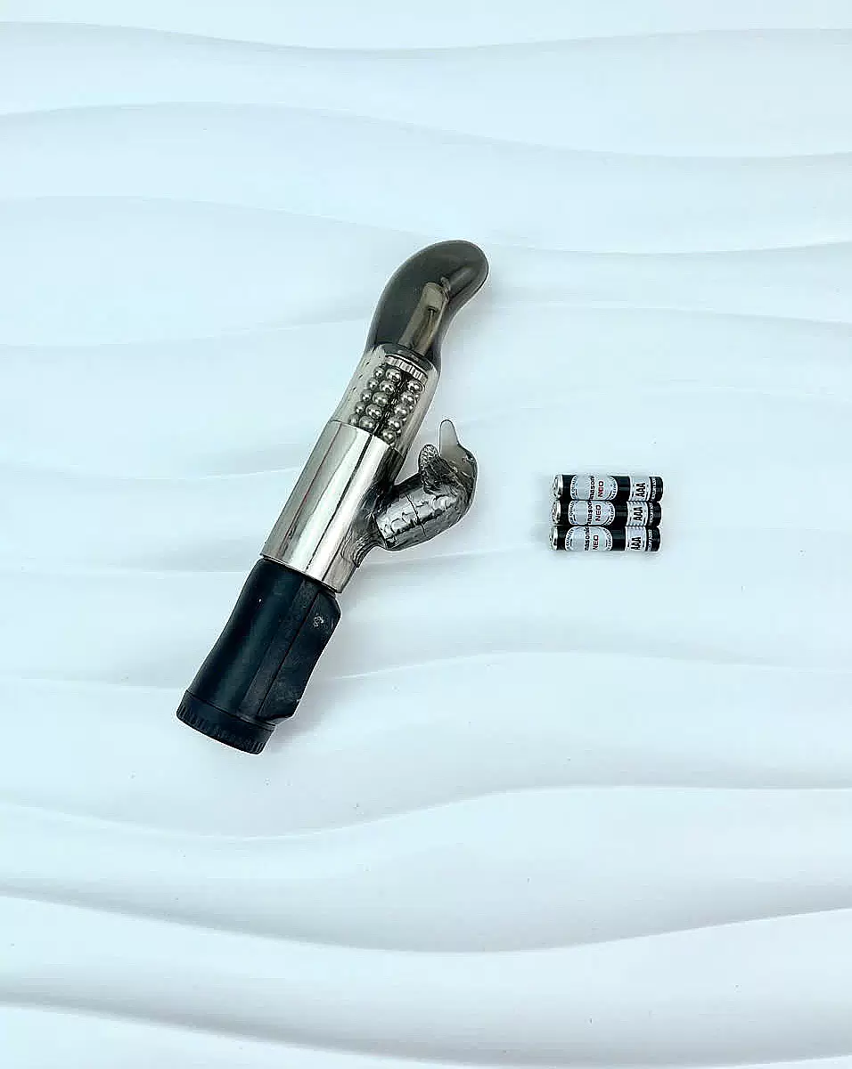 Thanh Lý - Dương vật giả đầu cong Baile hoạt động bình thường, bị chảy keo tay cầm