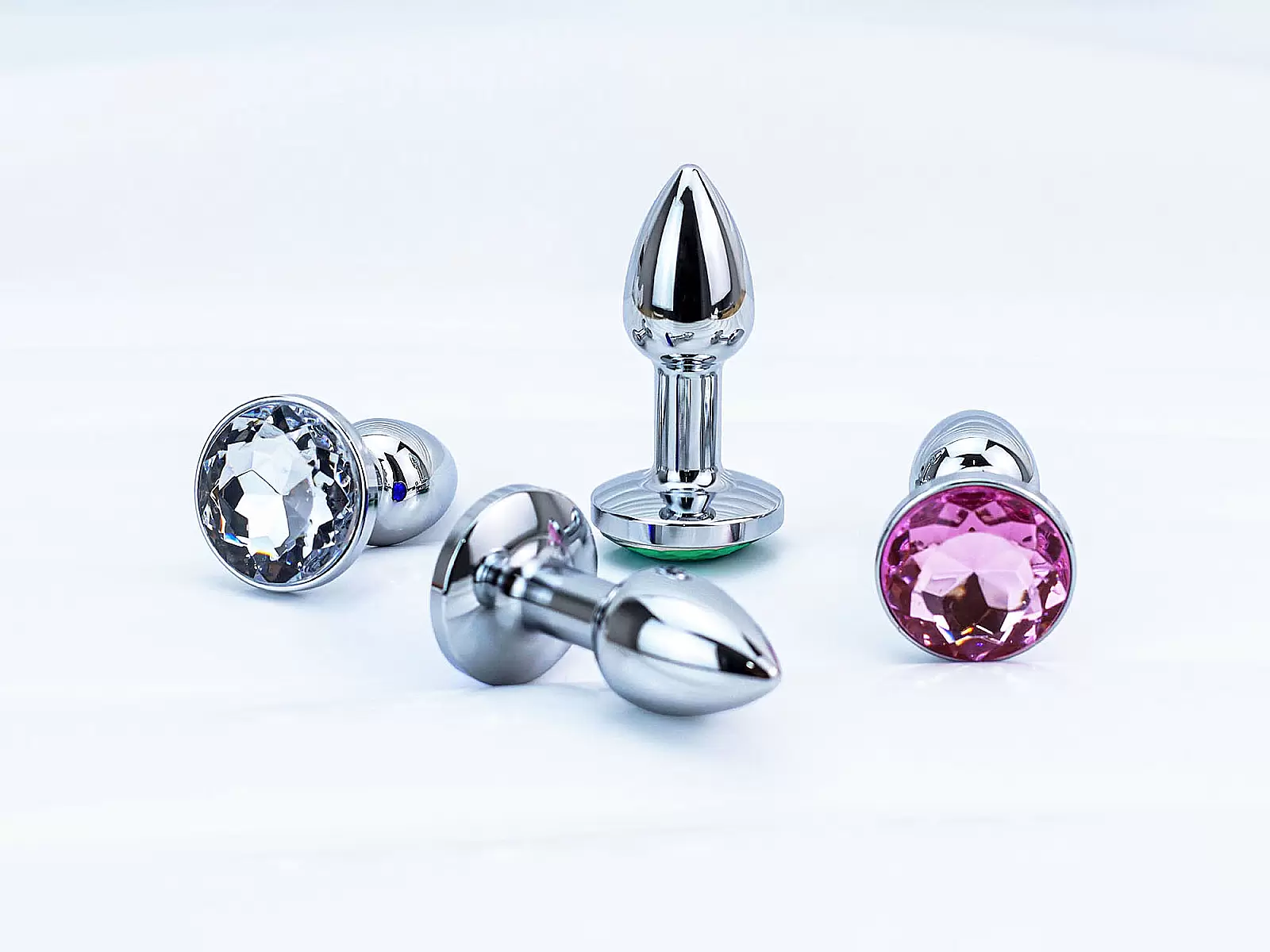 Plug hậu môn inox mini nhiều màu – có đế đá pha lê
