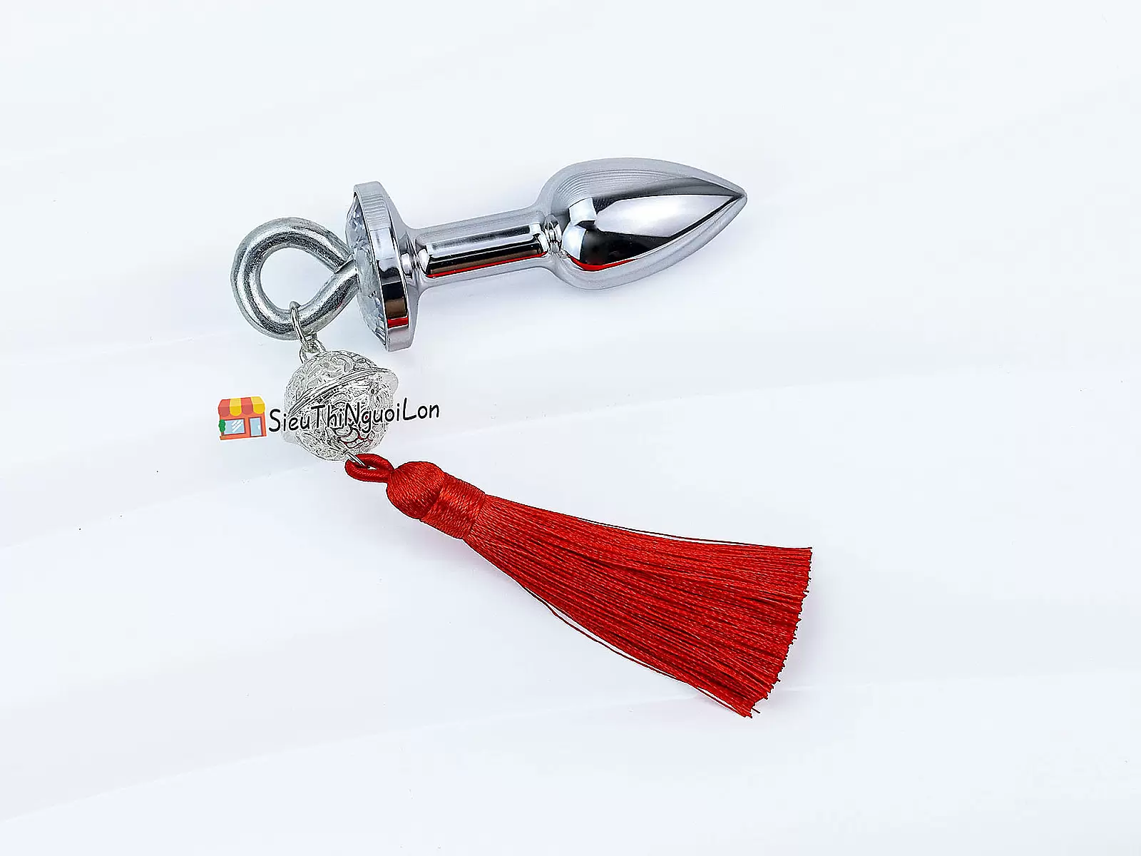 Đồ chơi kích hậu inox cao cấp kèm tua đỏ quyến rũ