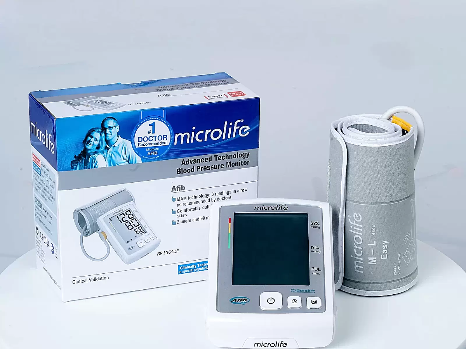 Máy đo huyết áp bắp tay Microlife A5 – chính xác cao